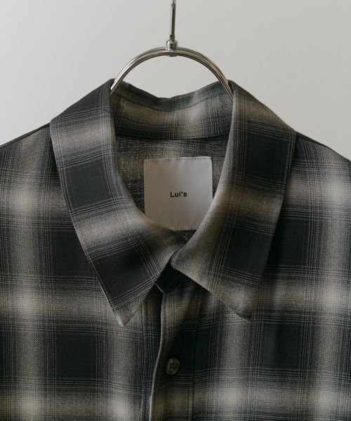 Lui's（ルイス）の「オンブレーチェックオーバーシャツ（シャツ/ブラウス・メンズ・ネイビー/ブラック/アイボリー/ブラウン・M/S）」の11枚目の写真