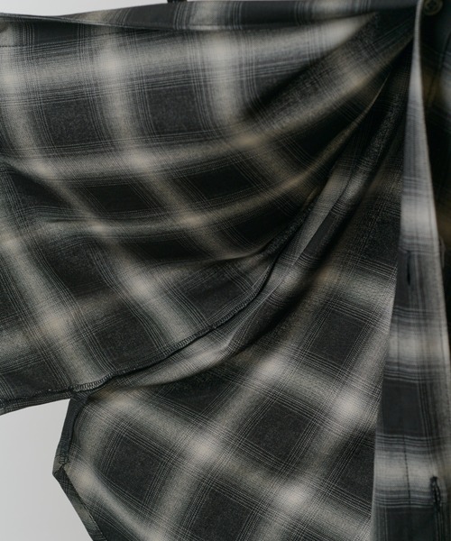 Lui's（ルイス）の「オンブレーチェックオーバーシャツ（シャツ/ブラウス・メンズ・ネイビー/ブラック/アイボリー/ブラウン・M/S）」の16枚目の写真