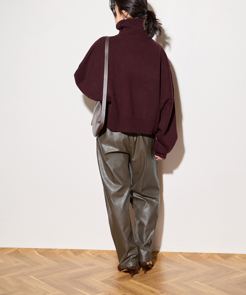 journal standard L'essage（ジャーナルスタンダードレサージュ）の「シンセティックレザー イージーパンツ（その他パンツ・レディース・ブラック/ウッド・36/38）」の10枚目の写真