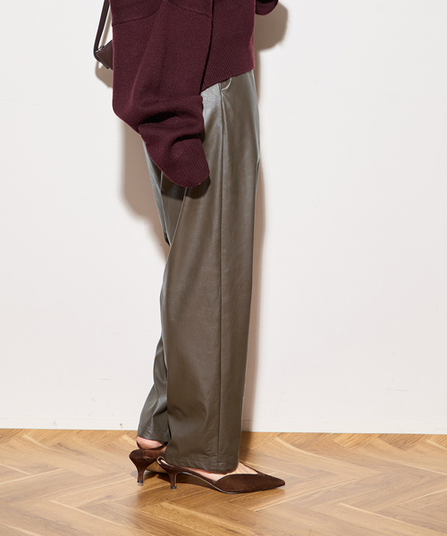 journal standard L'essage（ジャーナルスタンダードレサージュ）の「シンセティックレザー イージーパンツ（その他パンツ・レディース・ブラック/ウッド・36/38）」の12枚目の写真