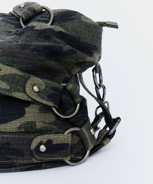 DTYYPE(ドタイプ)の「レイヤードストラップ2WAYショルダーバッグ(ショルダーバッグ・レディース・ブラック/レッド/カモフラージュ・FREE)」の17枚目の写真