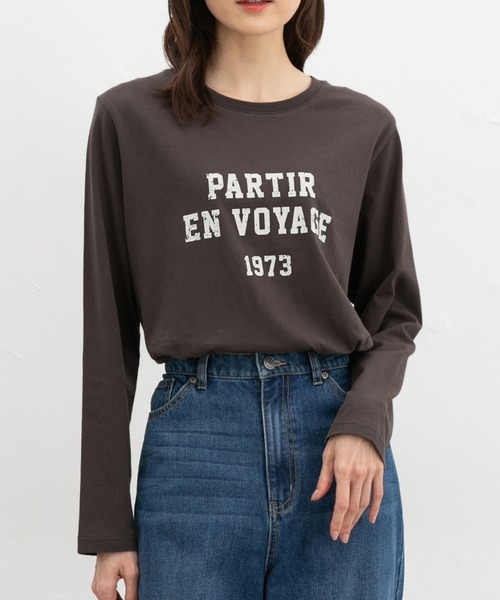 Honeys（ハニーズ）の「ロゴプリントＴシャツ（Tシャツ/カットソー・レディース・スミクロ/レッド/オフホワイト/杢グレー/グレイッシュベージュ・L/S/LL/M）」の2枚目の写真