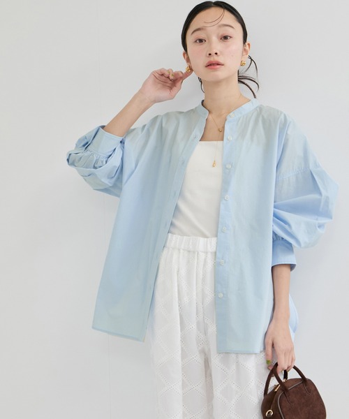 LE CERCLE par rope'（ルセルクルパーロペ）の「ロゴ刺繍バンドカラーシャツ（シャツ/ブラウス・レディース・ホワイト/グリーン系その他/ブルー系その他4/サックスブルー/ピンク/ピンク系その他2・FREE）」の3枚目の写真