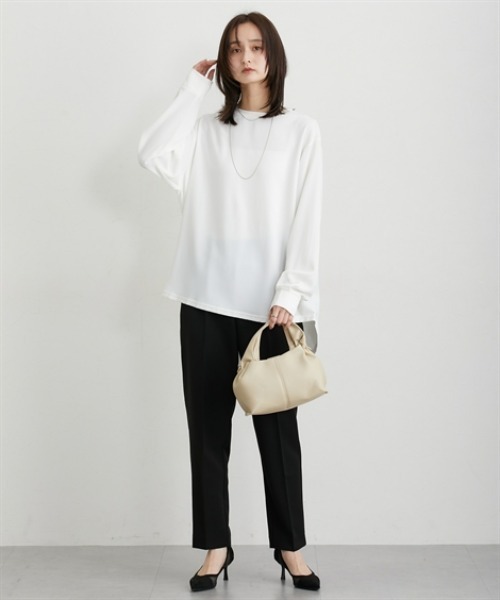 nissen（ニッセン）の「【しわになりにくい・ＵＶカット】リブ使いゆるシルエットＴブラウス（Tシャツ/カットソー・レディース・ブラック/オフホワイト・M/L/LL/3L）」の8枚目の写真