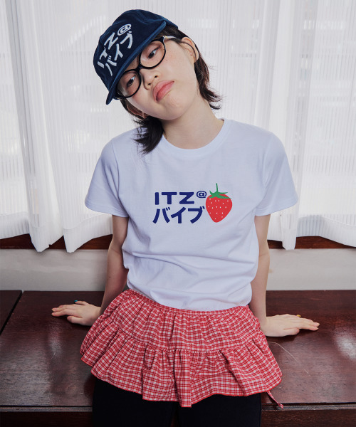 ITZAVIBE（イッザバイブ）の「RED CHECK LAYERED WRAP SHORT SKIRT（スカート・レディース・その他・ONE SIZE）」の14枚目の写真