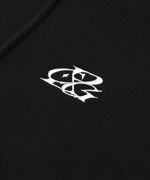 CRIGUN（クリガン）の「ESSENTIAL HOODIE BLACK（パーカー・レディース・ブラック・MEDIUM/LARGE/X-LARGE/XX-LARGE）」の11枚目の写真