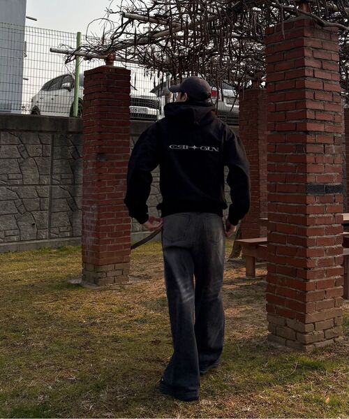 CRIGUN（クリガン）の「ESSENTIAL HOODIE BLACK（パーカー・レディース・ブラック・MEDIUM/LARGE/X-LARGE/XX-LARGE）」の6枚目の写真