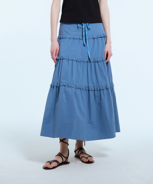 LARTIGENT(ラーティゼン)の「L11 EYELET FRILL LONG SKIRT(BLUE)(スカート・レディース・その他・S/M)」の2枚目の写真
