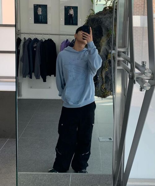 FDR(エフディーアール)の「Embo Pigment Star Disk Logo Hoodie Lavender(パーカー・メンズ・その他・SMALL/LARGE/MEDIUM)」の4枚目の写真