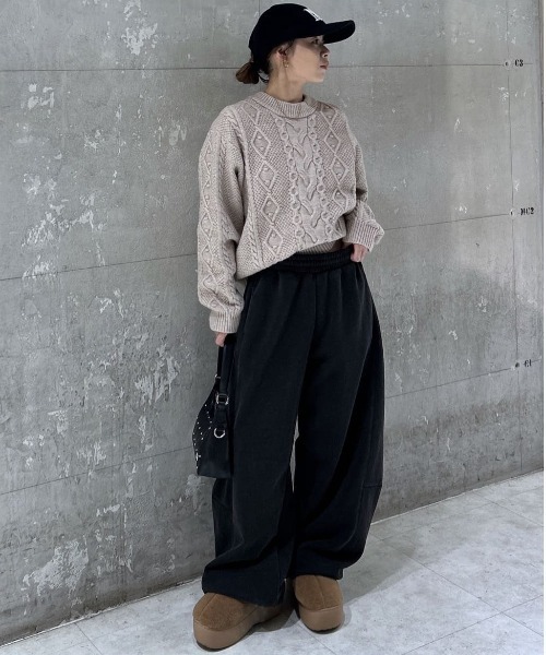 セール】【EC限定新色登場】CURVE LINE SWEAT PANTS / カーブライン セール】【EC限定新色登場】CURVE LINE SWEAT PANTS / カーブライン