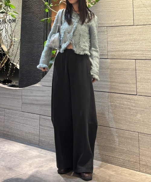 セール】【EC限定新色登場】CURVE LINE SWEAT PANTS / カーブライン