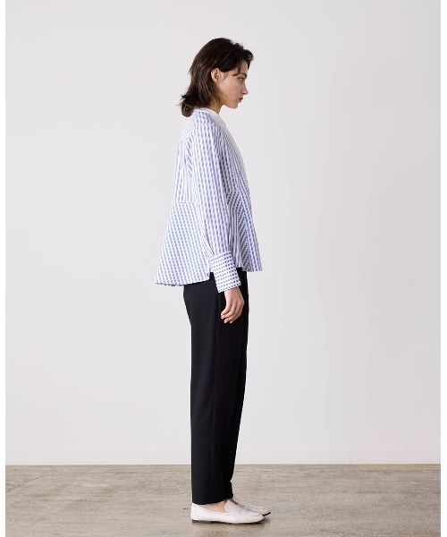 Marilyn Moon(マリリンムーン)の「pin tuck bosom embroidery blouse(シャツ/ブラウス・レディース・ネイビー/ホワイト×ブルー/ブラック/サックスブルー/ホワイト・FREE)」の15枚目の写真
