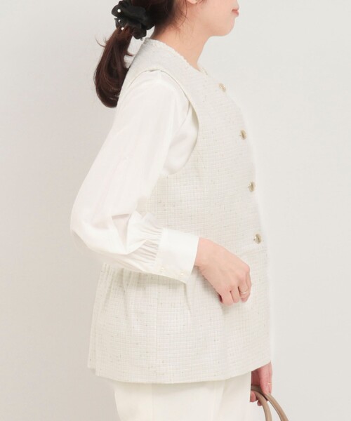 MICO COULIER（ミコクリエ）の「ランダムラメツィードジレ（ブルゾン・レディース・オフホワイト/ネイビー・38）」の4枚目の写真
