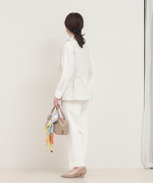 MICO COULIER（ミコクリエ）の「ランダムラメツィードジレ（ブルゾン・レディース・オフホワイト/ネイビー・38）」の5枚目の写真