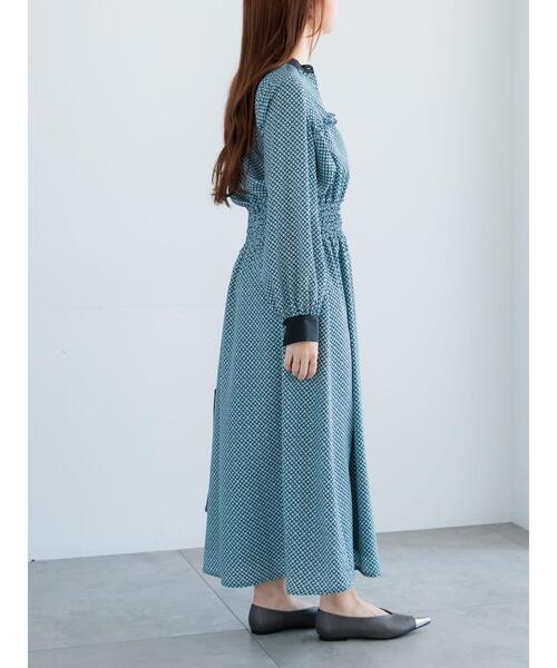 Te chichi(テチチ)の「バイカラーシャーリングワンピース(ワンピース・レディース・ブルー/ベージュ/ネイビー・F)」の14枚目の写真