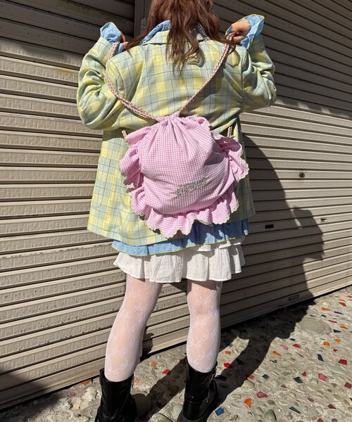 HELLO.SANFRANCISCO（ハローサンフランシスコ）の「【HELLO.SANFRANCISCO/ハローサンフランシスコ】パラコードフリルナップサック（バックパック/リュック・レディース・イエロー/ブラック/ピンク・ONE SIZE）」の11枚目の写真