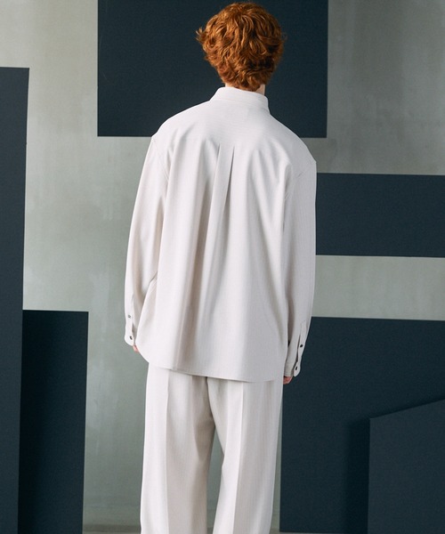 MAISON SPECIAL(メゾンスペシャル)の「《UNISEX》Frieren Stripe Prime-Over Regular Collar Shirt/フリーレンストライププライムオーバーレギュラーシャツ【MAISON SPECIAL/メゾンスペシャル】■セットアップ対応■(シャツ/ブラウス・メンズ・ネイビー/グレイッシュベージュ/ブラック・1/0/2)」の22枚目の写真
