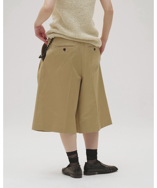 TODAYFUL(トゥデイフル)の「Chino Bermuda Pants(その他パンツ・レディース・ブラック/ベージュ・38inch/36inch)」の7枚目の写真