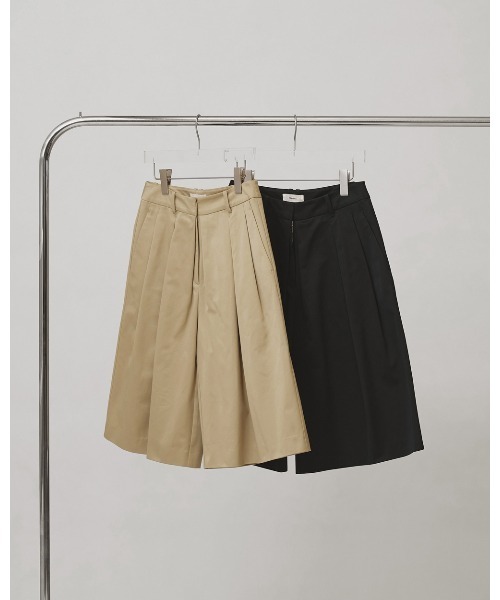 TODAYFUL(トゥデイフル)の「Chino Bermuda Pants(その他パンツ・レディース・ブラック/ベージュ・38inch/36inch)」の15枚目の写真