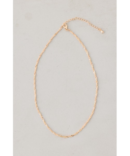AZUL by moussy(アズールバイマウジー)の「ツイストチェーンネックレス(ネックレス・レディース・ゴールド/シルバー・FREE)」の2枚目の写真