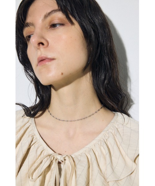 AZUL by moussy(アズールバイマウジー)の「ツイストチェーンネックレス(ネックレス・レディース・ゴールド/シルバー・FREE)」の4枚目の写真