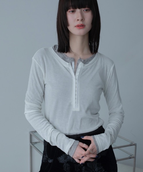 VACANCY(ヴァカンシー)の「フロントフックシアーリブトップス(Tシャツ/カットソー・レディース・グレー/ホワイト/ブラック・FREE)」の9枚目の写真