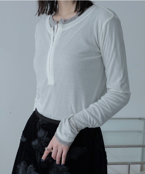 VACANCY(ヴァカンシー)の「フロントフックシアーリブトップス(Tシャツ/カットソー・レディース・グレー/ホワイト/ブラック・FREE)」の6枚目の写真