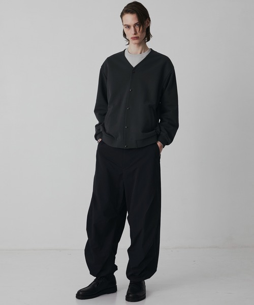 UNITED TOKYO（ユナイテッドトウキョウ）の「【新作】LIGHT DOLPHIN ワイドパラシュートパンツ（その他パンツ・メンズ・ブラック/ダークグレー・1/2）」の8枚目の写真