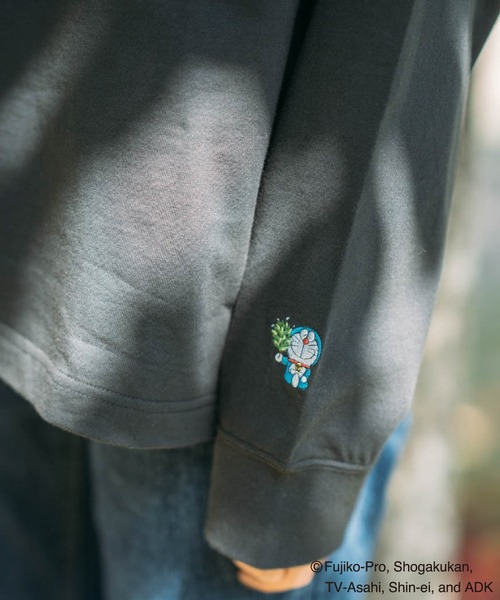 TETERA(テテラ)の「/TETERA×ドラえもん/UNISEX KIDS トトノッターLST / ドラえもん刺繍 フロントプリント トトノッター ロングスリーブ Tシャツ tete22-016,tete22-016-k(Tシャツ/カットソー・レディース・ブラック/オフホワイト・110/XL/L)」の6枚目の写真