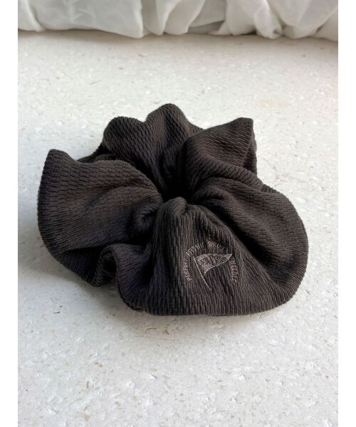 Ungrid（アングリッド）の「【WEB限定】FAITH別注 シュシュ（シュシュ・レディース・その他1/アイボリー/チャコールグレー・FREE）」の7枚目の写真