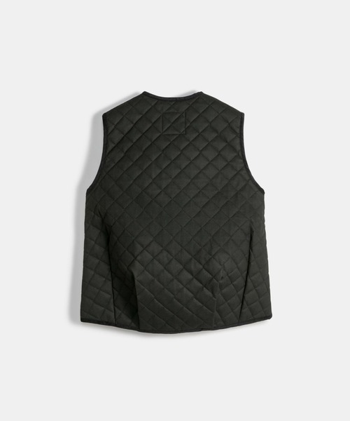LAVENHAM(ラベンハム)の「Black Edition Brushed MS Cocoon Thornham Womens / ブラック エディション ブラッシュド エムエス コクーン ソーンハム ウィメンズ(ベスト・レディース・ブラウン/ブラック・6/8/10/12)」の4枚目の写真