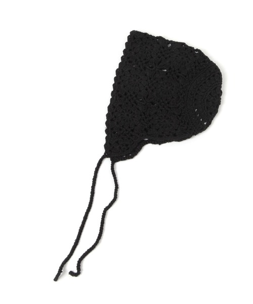 LEPSIM（レプシィム）の「クロシェボンネット　636649（ニットキャップ/ビーニー・レディース・ブラック/アイボリー・ONE SIZE）」の2枚目の写真