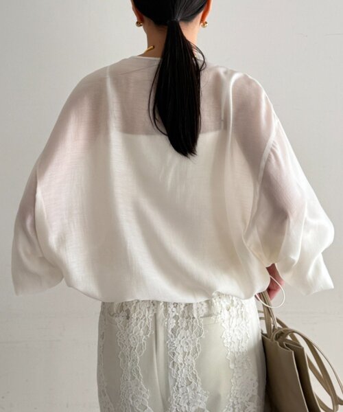 LOUNGEDRESS(ラウンジドレス)の「シアーバルーンブルゾン(ブルゾン・レディース・オフホワイト・FREE)」の10枚目の写真