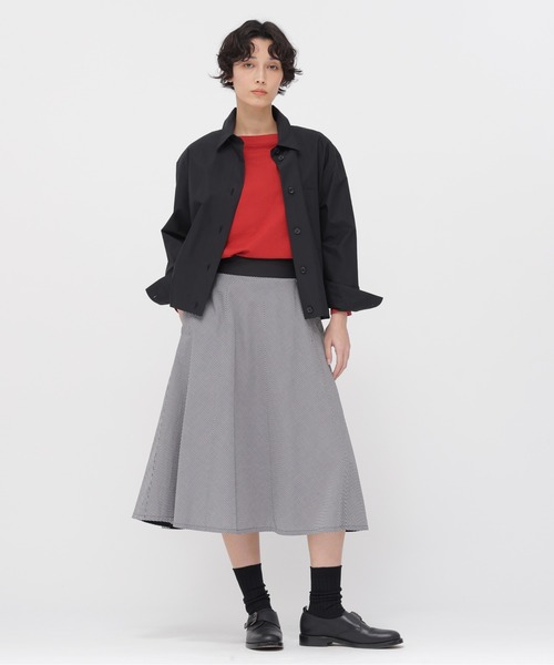 MARGARET HOWELL（マーガレットハウエル）の「COTTON NYLON POPLIN（シャツ/ブラウス・レディース・オフホワイト/ブラック・2/1）」の8枚目の写真