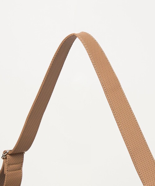 UNITED ARROWS GOLF(ユナイテッドアローズゴルフ)の「パンチング トートバッグ(トートバッグ・メンズ・ブラック/ブラウン系・FREE)」の11枚目の写真
