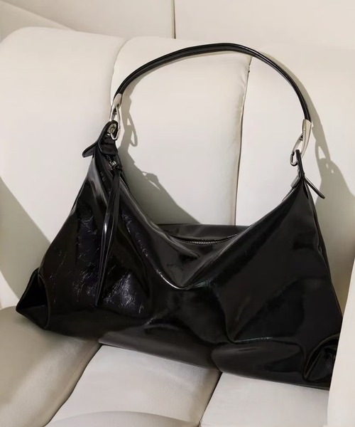 folka（フォルカ）の「2C75-KR レザー調 ワンショルダーバッグ（ショルダーバッグ・レディース・ブラック・ONESIZE）」の14枚目の写真