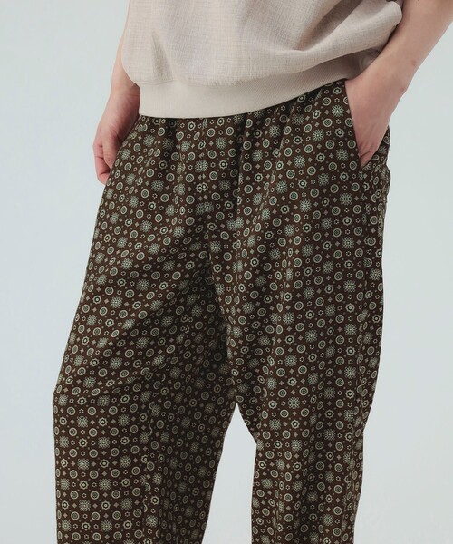 BEAMS HEART(ビームスハート)の「【6/18値下げ】プリント アンクル ワイドストレート パンツ(ウォッシャブル)(その他パンツ・メンズ・ネイビー/ダークブラウン・SMALL/MEDIUM/LARGE)」の1枚目の写真
