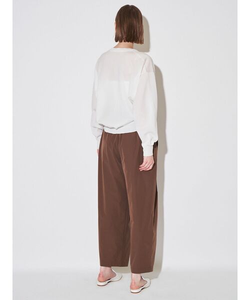 ELENDEEK(エレンディーク)の「ニットブルゾン(カーディガン/ボレロ・レディース・オフホワイト/ブラック/レッド・FREE)」の19枚目の写真