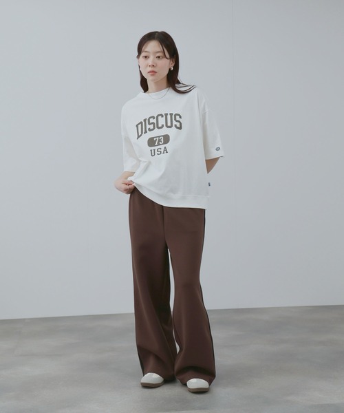 DISCUS（ディスカス）の「DISCUS　カレッジロゴプリント  半袖Tシャツ（Tシャツ/カットソー・レディース・ホワイト/ブラック/ライトブルー/杢グレー・M/L）」の13枚目の写真