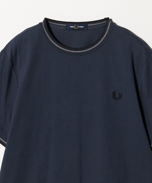 FRED PERRY(フレッドペリー)の「<FRED PERRY>ツインティップ Tシャツ(Tシャツ/カットソー・メンズ・ブラック/ホワイト/ダークグレー/コバルトブルー・M/L/XL)」の6枚目の写真