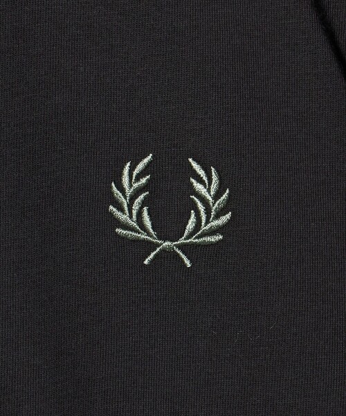 FRED PERRY(フレッドペリー)の「<FRED PERRY>ツインティップ Tシャツ(Tシャツ/カットソー・メンズ・ブラック/ホワイト/ダークグレー/コバルトブルー・M/L/XL)」の17枚目の写真