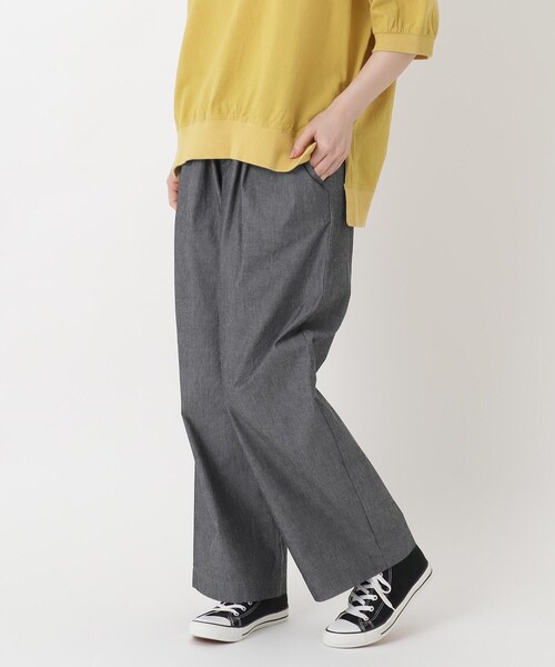one'sterrace（ワンズテラス）の「タイプライタータック入りストレートパンツ（その他パンツ・レディース・ブルー系その他7/グリーン系その他6/ブラック系8/アイボリー系8・02）」の2枚目の写真