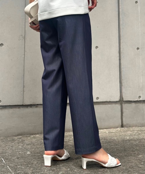 Emma Taylor（エマテイラー）の「デニムライクストレートイージーパンツ（デニムパンツ・レディース・ブラック/インディゴブルー・36/38）」の8枚目の写真