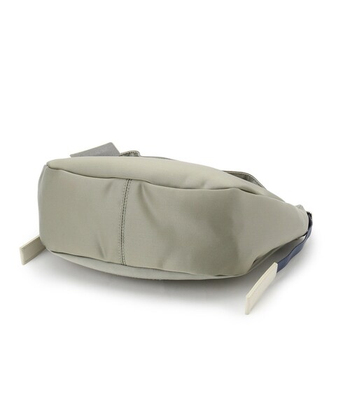 TOFF&LOADSTONE(トフアンドロードストーン)の「Air 2way shoulder(エア 2way ショルダー)S(ショルダーバッグ・レディース・ピンク系その他/ブラック/ライトグレー系5・00)」の10枚目の写真