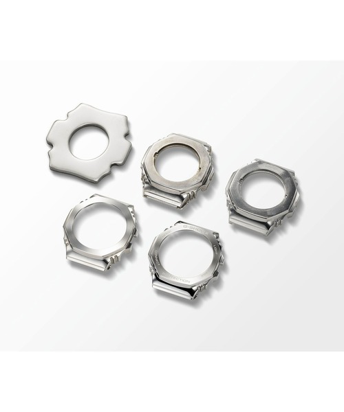 G-SHOCK（ジーショック）の「フルメタルクロノグラフ / スマートフォンリンク / GMC-B2100ADS-1AJF（アナログ腕時計・メンズ・シルバー×ブラック・FREE）」の13枚目の写真