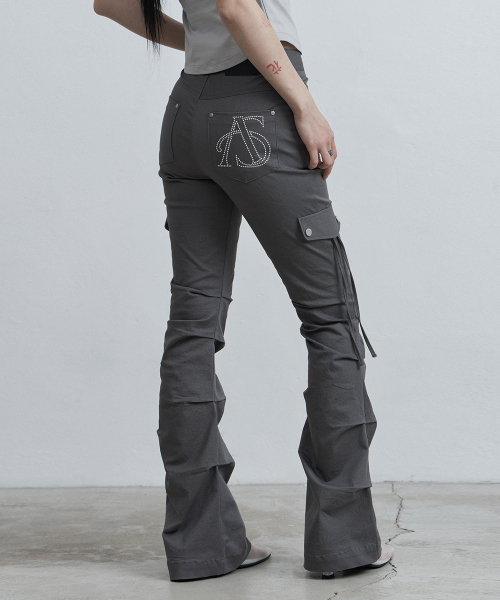 as you are(アズユーアー)の「サイドタックブーツカットパンツチャコール(その他パンツ・レディース・その他・SMALL/MEDIUM)」の3枚目の写真