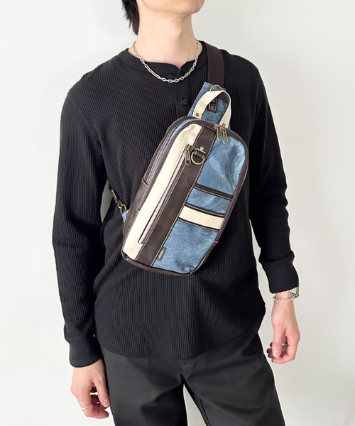 real design（リアルデザイン）の「[real design]8ポケット2層セパレートボディバッグ/ワンショルダー/ユニセックス（ボディバッグ/ウエストポーチ・メンズ・ネイビー/ブラック・FREE）」の16枚目の写真
