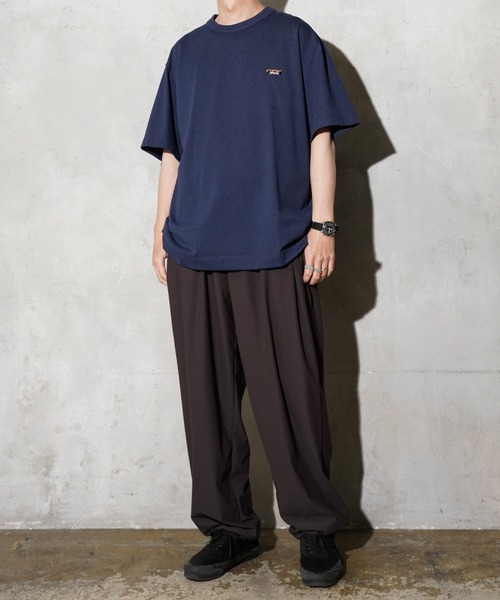 NANGA(ナンガ)の「NANGA / ナンガ ECO HYBRID BOX LOGO EMBROIDERY TEE エコハイブリッド ボックスロゴ エンブロイダリーTシャツ(Tシャツ/カットソー・メンズ・ネイビー/ホワイト/ブラック/グレー・SMALL/MEDIUM/LARGE/X-LARGE)」の12枚目の写真