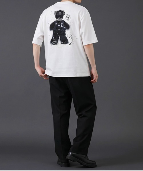 revertical(リバーティカル)の「バックグラフィック クマプリント 半袖Tシャツ(Tシャツ/カットソー・メンズ・ホワイト/ブラック/サックスブルー・MEDIUM/LARGE)」の7枚目の写真