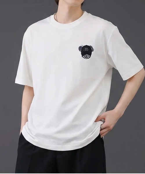 revertical(リバーティカル)の「バックグラフィック クマプリント 半袖Tシャツ(Tシャツ/カットソー・メンズ・ホワイト/ブラック/サックスブルー・MEDIUM/LARGE)」の4枚目の写真